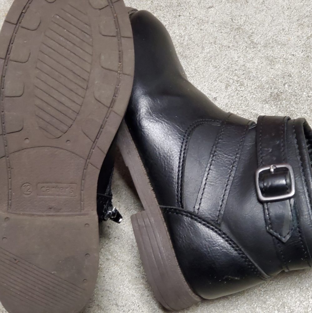 Carter's girls size 12 black boots